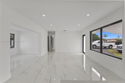 Купить виллу или дом в Хайалиа, Флорида 3 спальни, 129.6м2, № 2043647 - фото 14