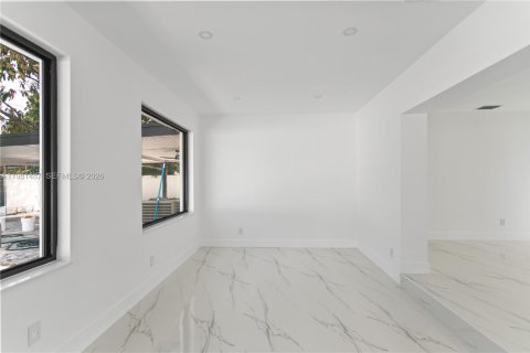 Купить виллу или дом в Хайалиа, Флорида 3 спальни, 129.6м2, № 2043647 - фото 20