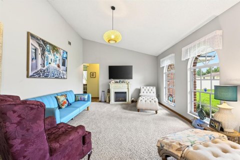 Villa ou maison à vendre à Deltona, Floride: 3 chambres, 152.17 m2 № 2418434 - photo 5
