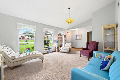 Villa ou maison à vendre à Deltona, Floride: 3 chambres, 152.17 m2 № 2418434 - photo 4