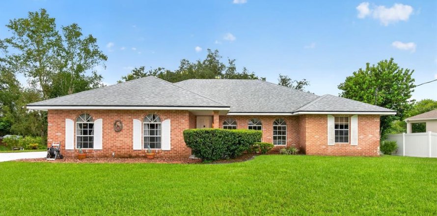 Villa ou maison à Deltona, Floride 3 chambres, 152.17 m2 № 2418434