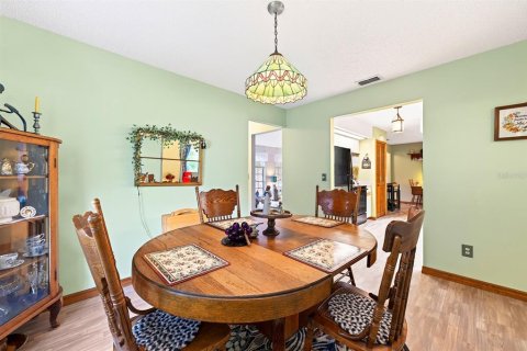 Villa ou maison à vendre à Deltona, Floride: 3 chambres, 152.17 m2 № 2418434 - photo 6