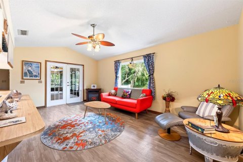 Villa ou maison à vendre à Deltona, Floride: 3 chambres, 152.17 m2 № 2418434 - photo 8