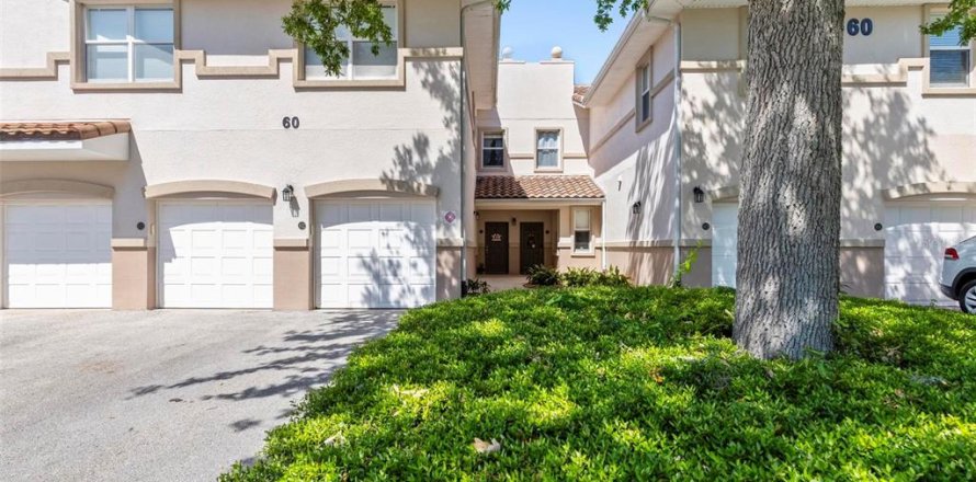Townhouse in Palm Coast, Florida 3 bedrooms, 151.99 sq.m. № 1648853