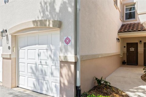Townhouse in Palm Coast, Florida 3 bedrooms, 151.99 sq.m. № 1648853 - photo 2