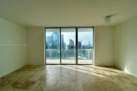 Condo in Miami, Florida  № 1892853 - photo 1