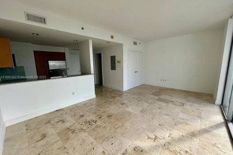 Condo in Miami, Florida  № 1892853 - photo 7