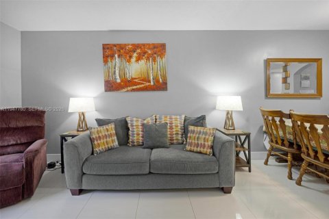 Copropriété à vendre à Homestead, Floride: 2 chambres, 85.47 m2 № 2003884 - photo 5