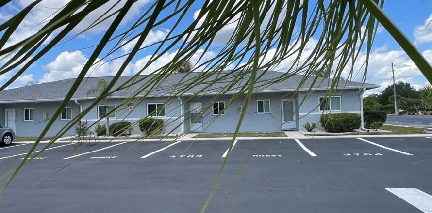 Condo in Lake Suzy, Florida, 2 bedrooms № 2167043