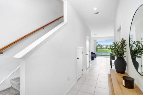 Adosado en venta en Wesley Chapel, Florida, 3 dormitorios, 127.55 m2 № 2278086 - foto 4