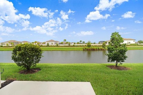 Adosado en venta en Wesley Chapel, Florida, 3 dormitorios, 127.55 m2 № 2278086 - foto 13