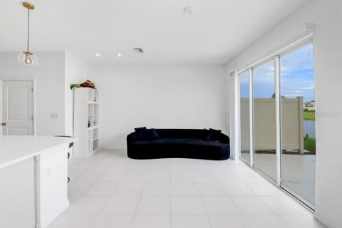 Adosado en venta en Wesley Chapel, Florida, 3 dormitorios, 127.55 m2 № 2278086 - foto 11