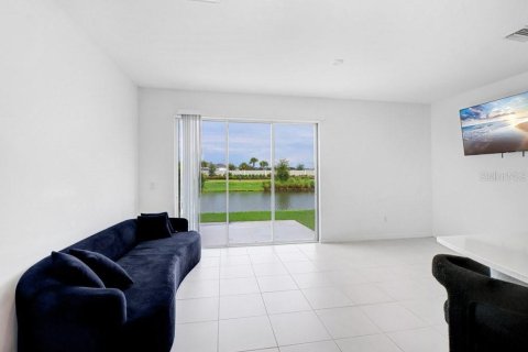 Adosado en venta en Wesley Chapel, Florida, 3 dormitorios, 127.55 m2 № 2278086 - foto 9