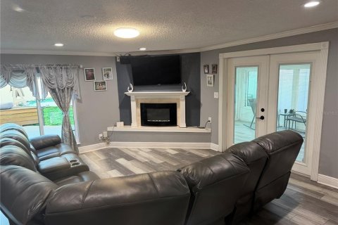 Villa ou maison à vendre à Tampa, Floride: 5 chambres, 164.44 m2 № 2226014 - photo 7