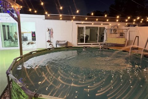 Villa ou maison à vendre à Tampa, Floride: 5 chambres, 164.44 m2 № 2226014 - photo 20