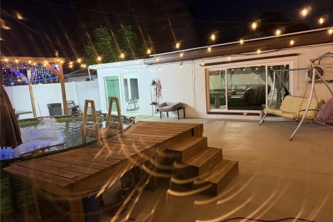 Villa ou maison à vendre à Tampa, Floride: 5 chambres, 164.44 m2 № 2226014 - photo 18