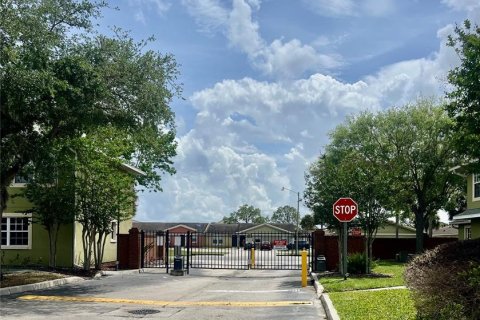 Adosado en venta en Kissimmee, Florida, 2 dormitorios, 104.05 m2 № 2201544 - foto 22