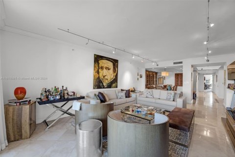 Condo in Key Biscayne, Florida, 3 bedrooms  № 1669478 - photo 6