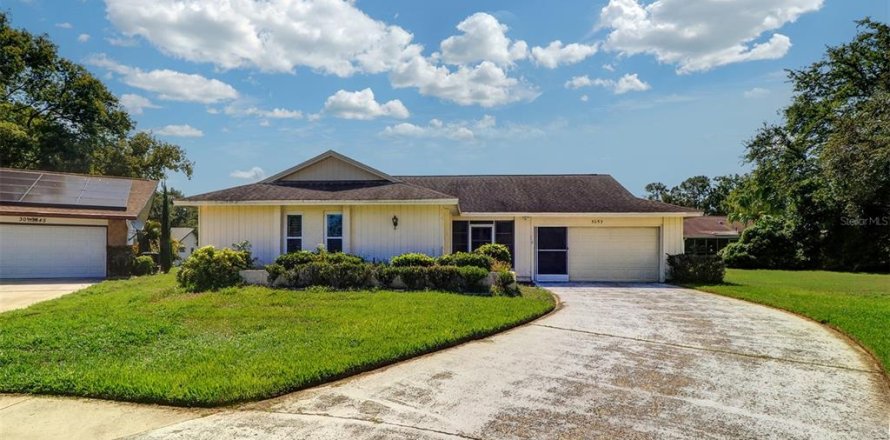 Villa ou maison à Palm Harbor, Floride 3 chambres, 176.14 m2 № 1744443