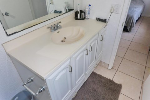 Copropriété à vendre à Pompano Beach, Floride: 2 chambres, 92.9 m2 № 2146937 - photo 23