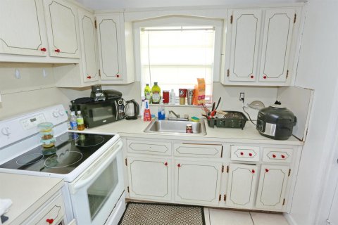 Copropriété à vendre à Pompano Beach, Floride: 2 chambres, 92.9 m2 № 2146937 - photo 16