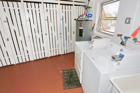 Copropriété à vendre à Pompano Beach, Floride: 2 chambres, 92.9 m2 № 2146937 - photo 30