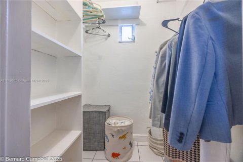 Купить виллу или дом в Мирамар, Флорида 3 спальни, 152.92м2, № 1943405 - фото 22