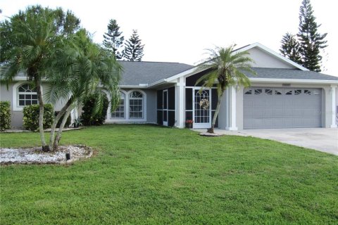 Villa ou maison à vendre à Port Charlotte, Floride: 3 chambres, 199.28 m2 № 1911084 - photo 1