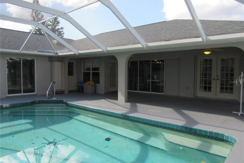 Villa ou maison à vendre à Port Charlotte, Floride: 3 chambres, 199.28 m2 № 1911084 - photo 29