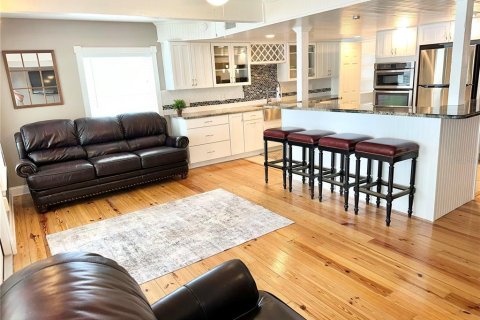 Casa en venta en Lutz, Florida, 4 dormitorios, 222.97 m2 № 1823095 - foto 11