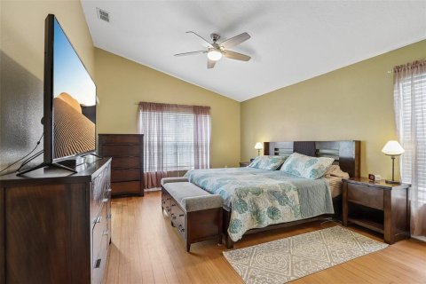 Villa ou maison à vendre à Holiday, Floride: 4 chambres, 187.85 m2 № 2398338 - photo 13