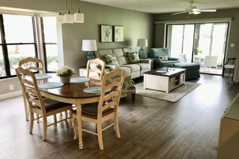 Condominio en alquiler en Sarasota, Florida, 2 dormitorios, 112.6 m2 № 1907369 - foto 3