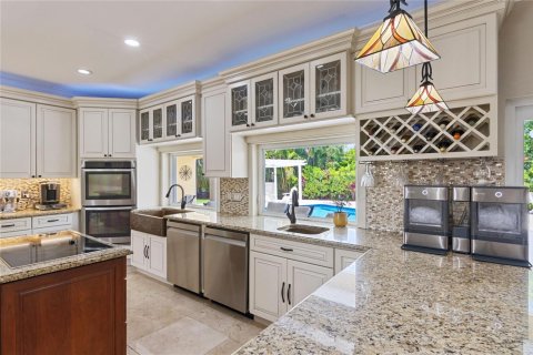 Villa ou maison à vendre à Weston, Floride: 4 chambres, 311.41 m2 № 2190367 - photo 10