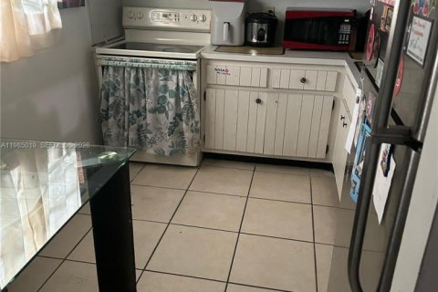 Купить кондоминиум в Норт-Майами-Бич, Флорида 1 спальня, 67.54м2, № 2047781 - фото 4