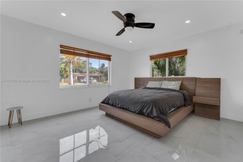 House in Margate, Florida 3 bedrooms, 146.97 sq.m. № 1865434 - photo 20