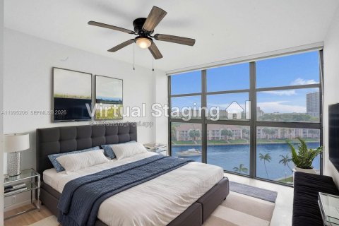 Copropriété à vendre à Hallandale Beach, Floride: 2 chambres, 104.98 m2 № 2063757 - photo 10