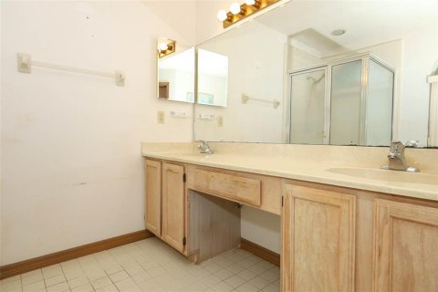 Купить виллу или дом в Овьедо, Флорида 11 комнат, 228.54м2, № 1856750 - фото 15