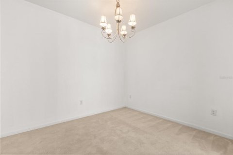 Condo in Sanford, Florida, 3 bedrooms  № 2215544 - photo 16