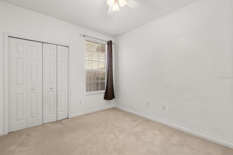 Condo in Sanford, Florida, 3 bedrooms  № 2215544 - photo 11
