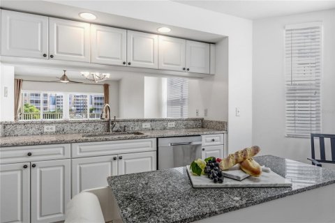 Copropriété à vendre à Largo, Floride: 3 chambres, 170.57 m2 № 2284989 - photo 4