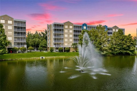 Condo à Largo, Floride, 3 chambres  № 2284989