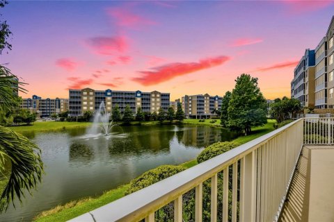 Copropriété à vendre à Largo, Floride: 3 chambres, 170.57 m2 № 2284989 - photo 27