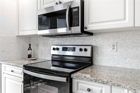Copropriété à vendre à Largo, Floride: 3 chambres, 170.57 m2 № 2284989 - photo 20