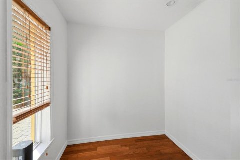 Casa en venta en Sarasota, Florida, 4 dormitorios, 278.89 m2 № 2383542 - foto 27