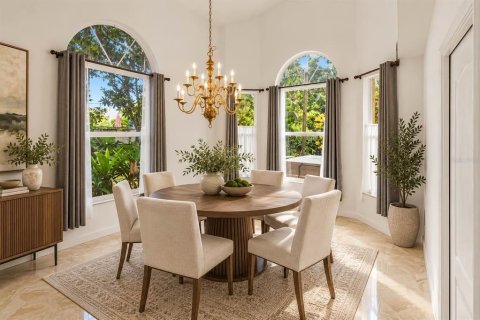 Casa en venta en Sarasota, Florida, 4 dormitorios, 278.89 m2 № 2383542 - foto 6