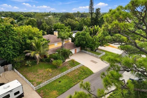 Casa en venta en Sarasota, Florida, 4 dormitorios, 278.89 m2 № 2383542 - foto 2