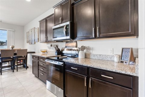 Villa ou maison à vendre à Polk City, Floride: 4 chambres, 247.96 m2 № 1911205 - photo 12