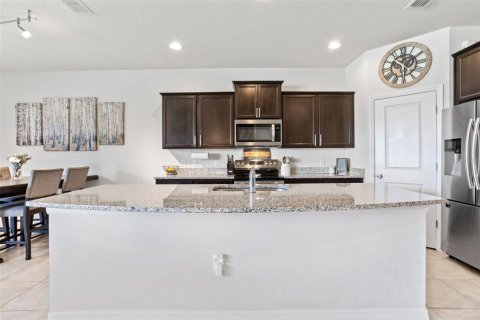 Villa ou maison à vendre à Polk City, Floride: 4 chambres, 247.96 m2 № 1911205 - photo 14