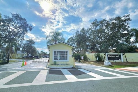 Villa ou maison à louer à Kissimmee, Floride: 3 chambres, 160.54 m2 № 1813395 - photo 2