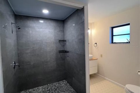 Villa ou maison à louer à Sarasota, Floride: 3 chambres, 123.75 m2 № 2116337 - photo 5